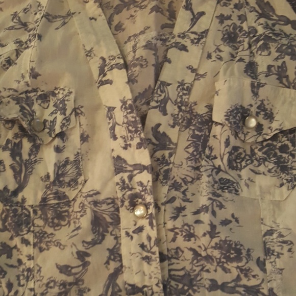 Twentyone Long-sleeve Button-down Shirt - Picture 5 of 5